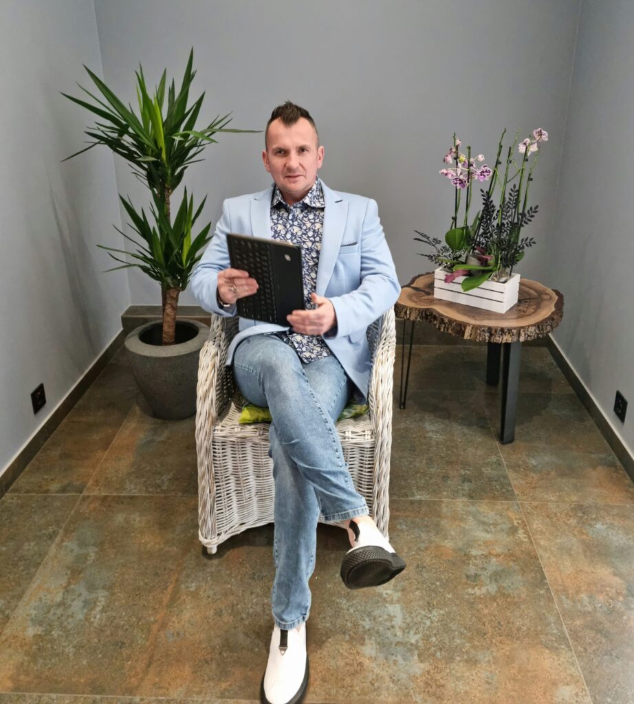 Hipnoterapeuta Łukasz Dylik